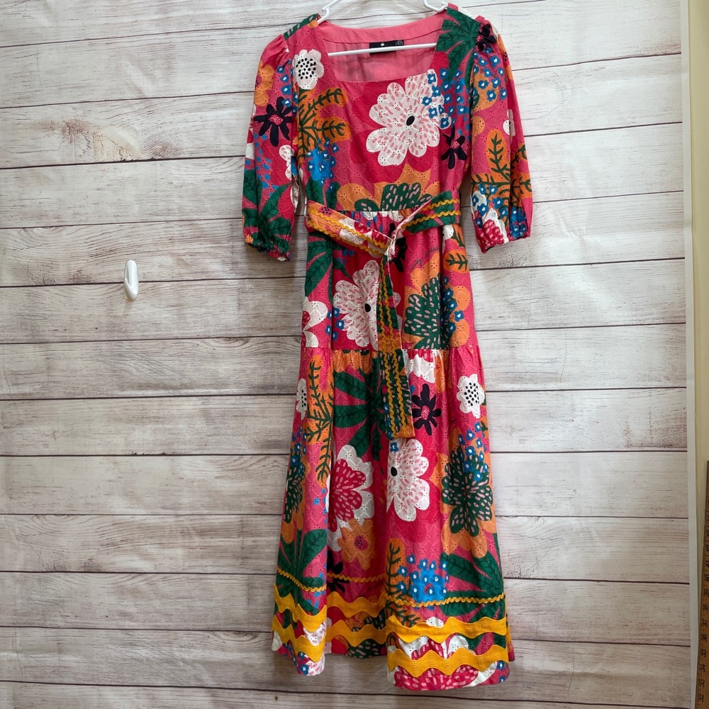 EMILY LOVELOCK FLORA MAXI DRESS IN‎ BRIGHT FLORAL PRINT